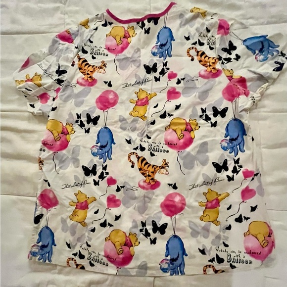 Disney Scrubs Top Winnie The Pooh XXL - Picture 2 of 7